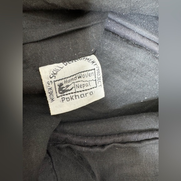 Pokhara women’s skills woven cotton bag - Picture 4 of 7